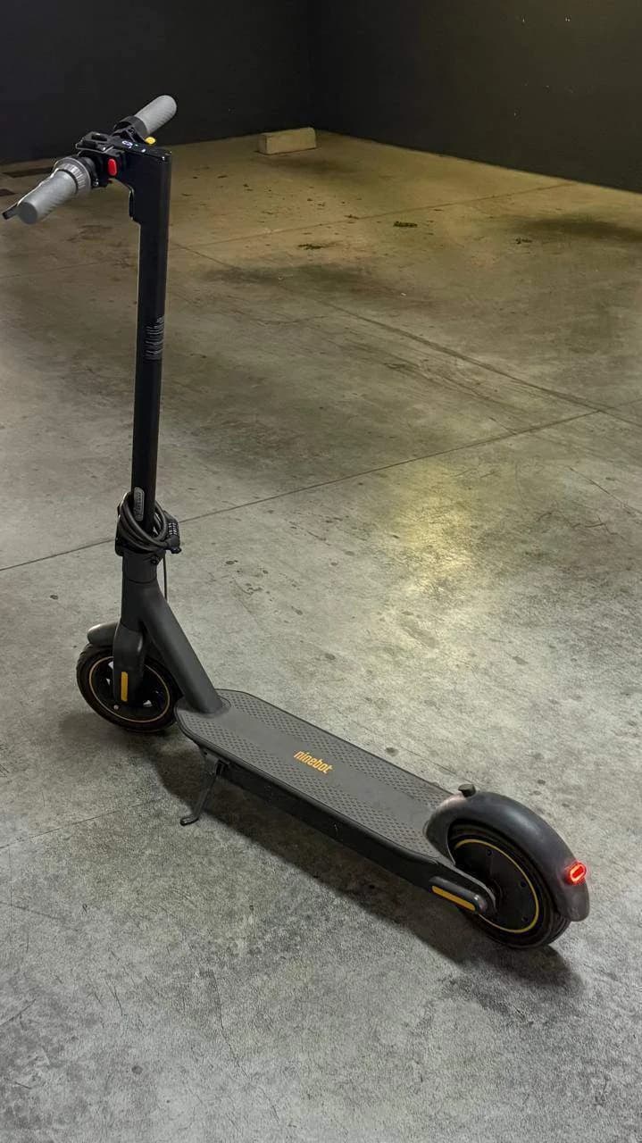 Электросамокат  Segway Ninebot Max G30
