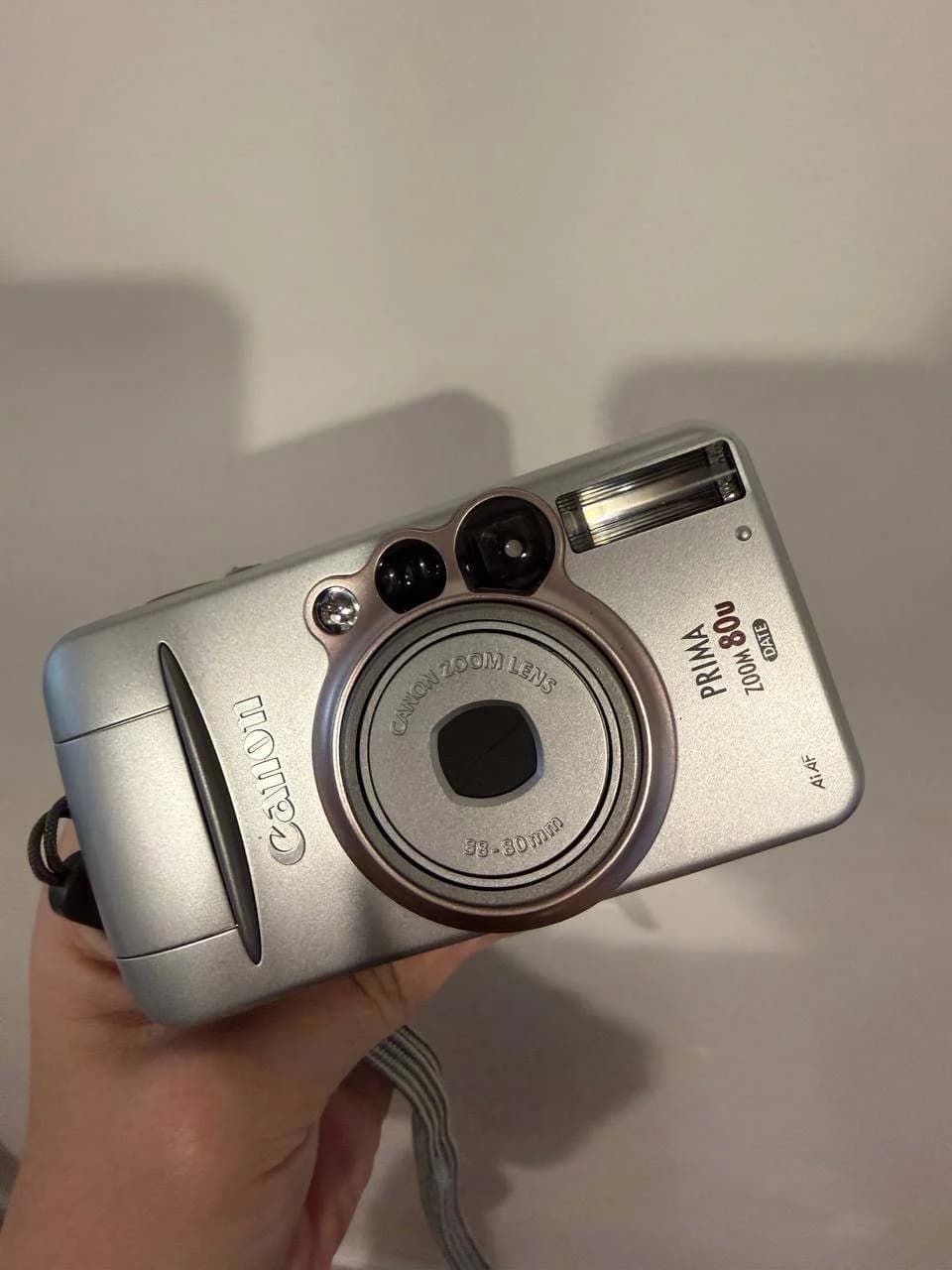 Пленочный фотоаппарат Canon Prima Zoom 80u