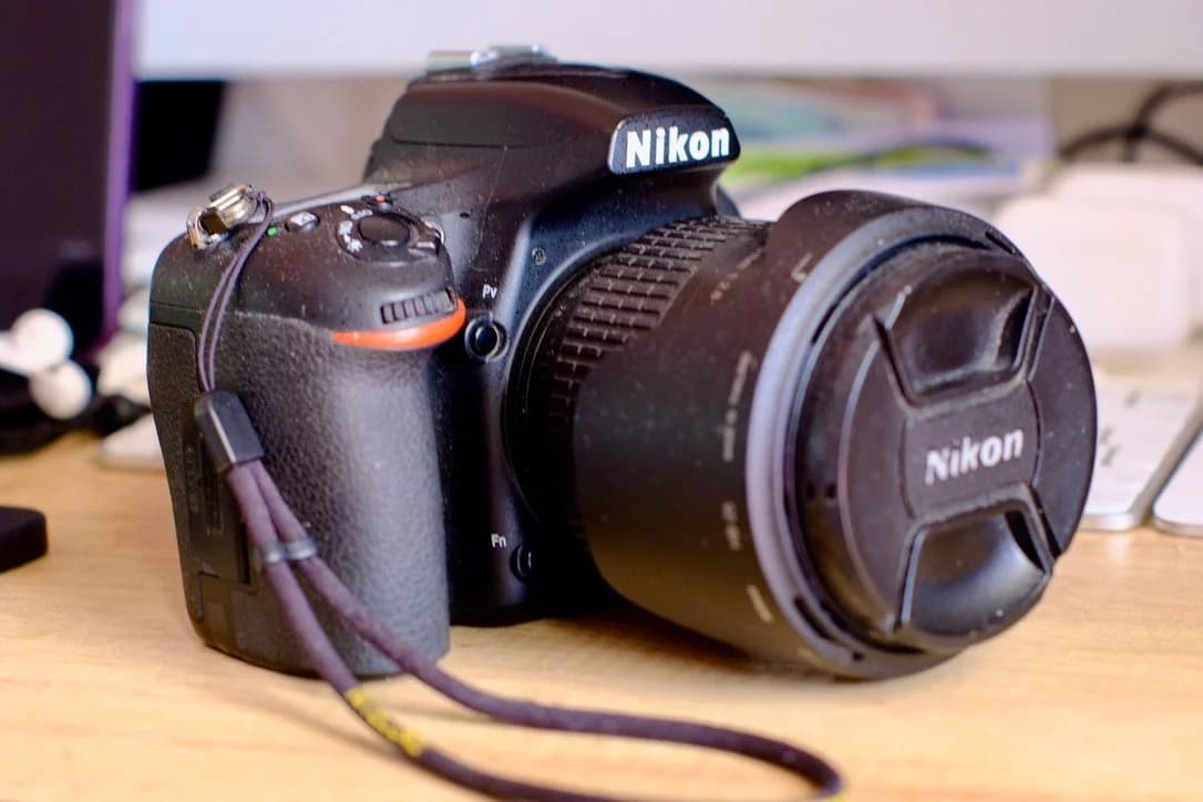 NIKON D750 + AF Zoom-Nikkor 24-85mm f/2.8-4D IF
