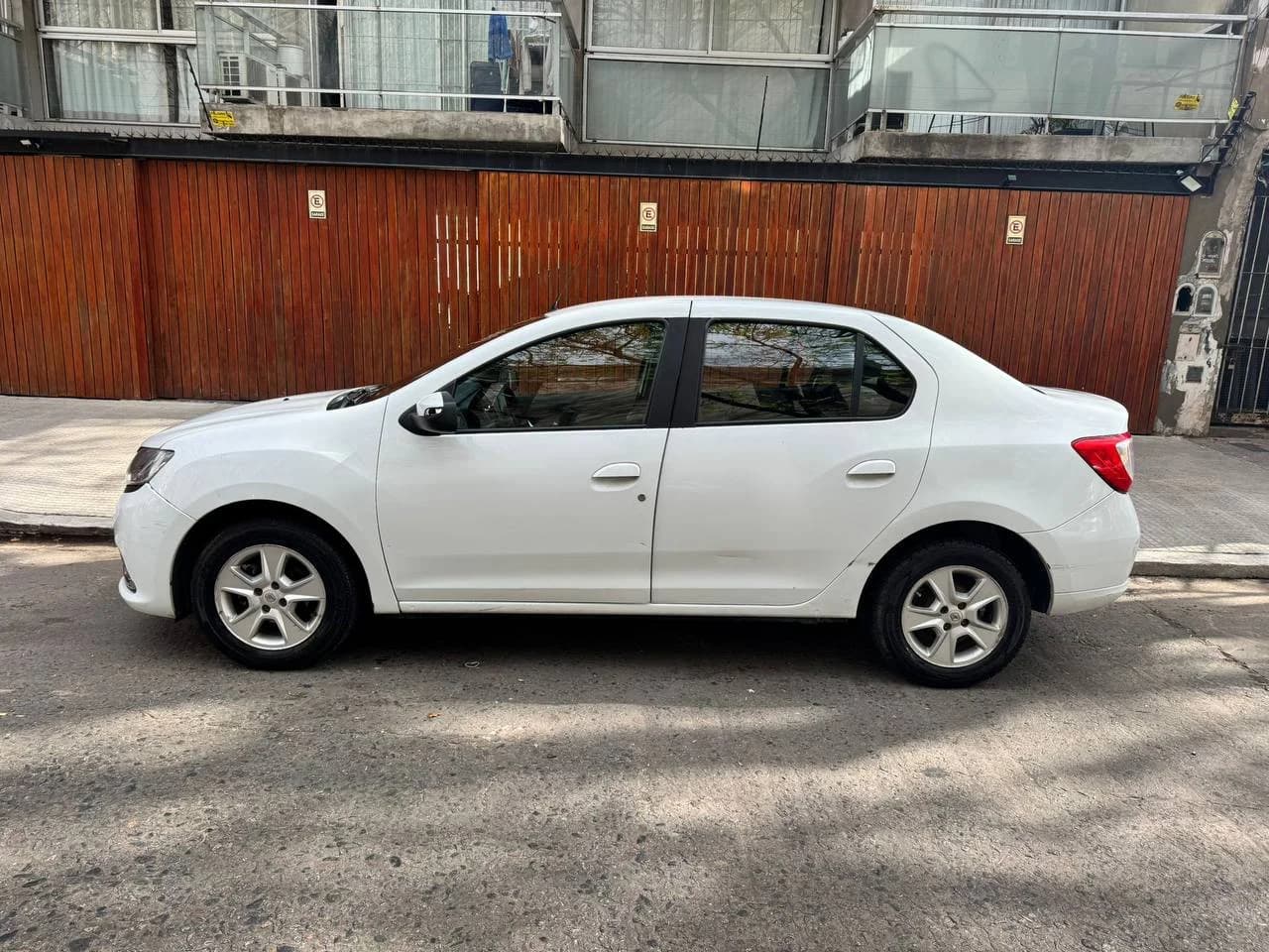 Renault Logan 2016 года
