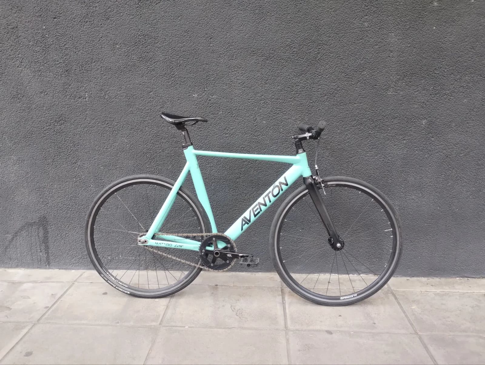 Aventon Mataro Low