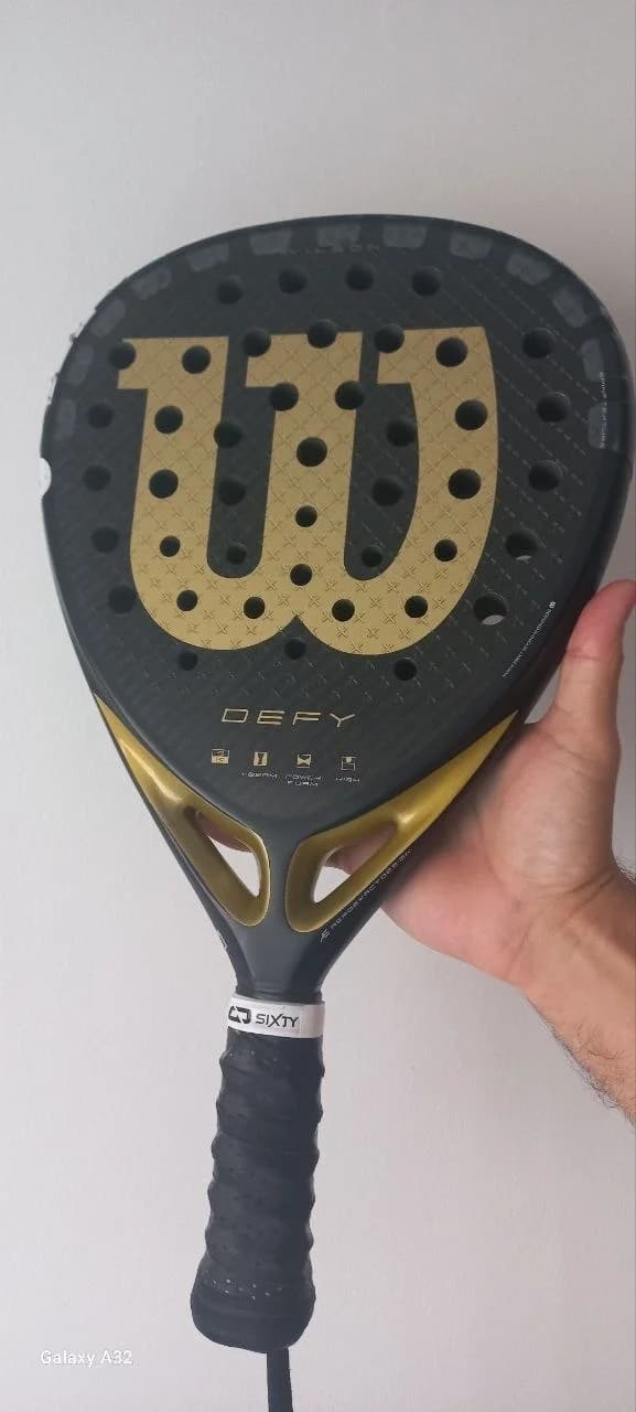 Ракетка Wilson Defy 2025