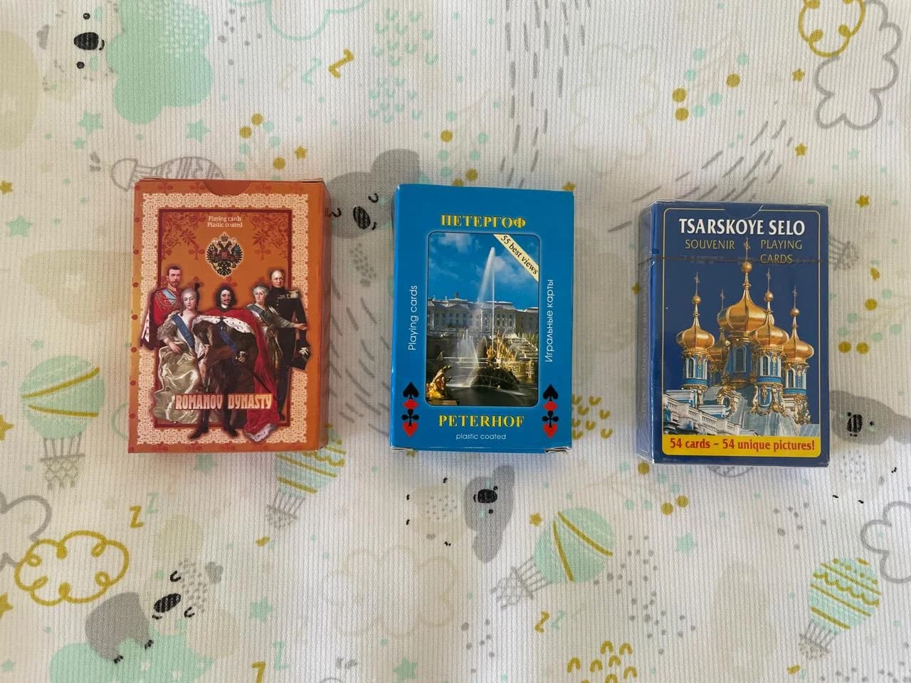 Карты игральные с видами Петергофа