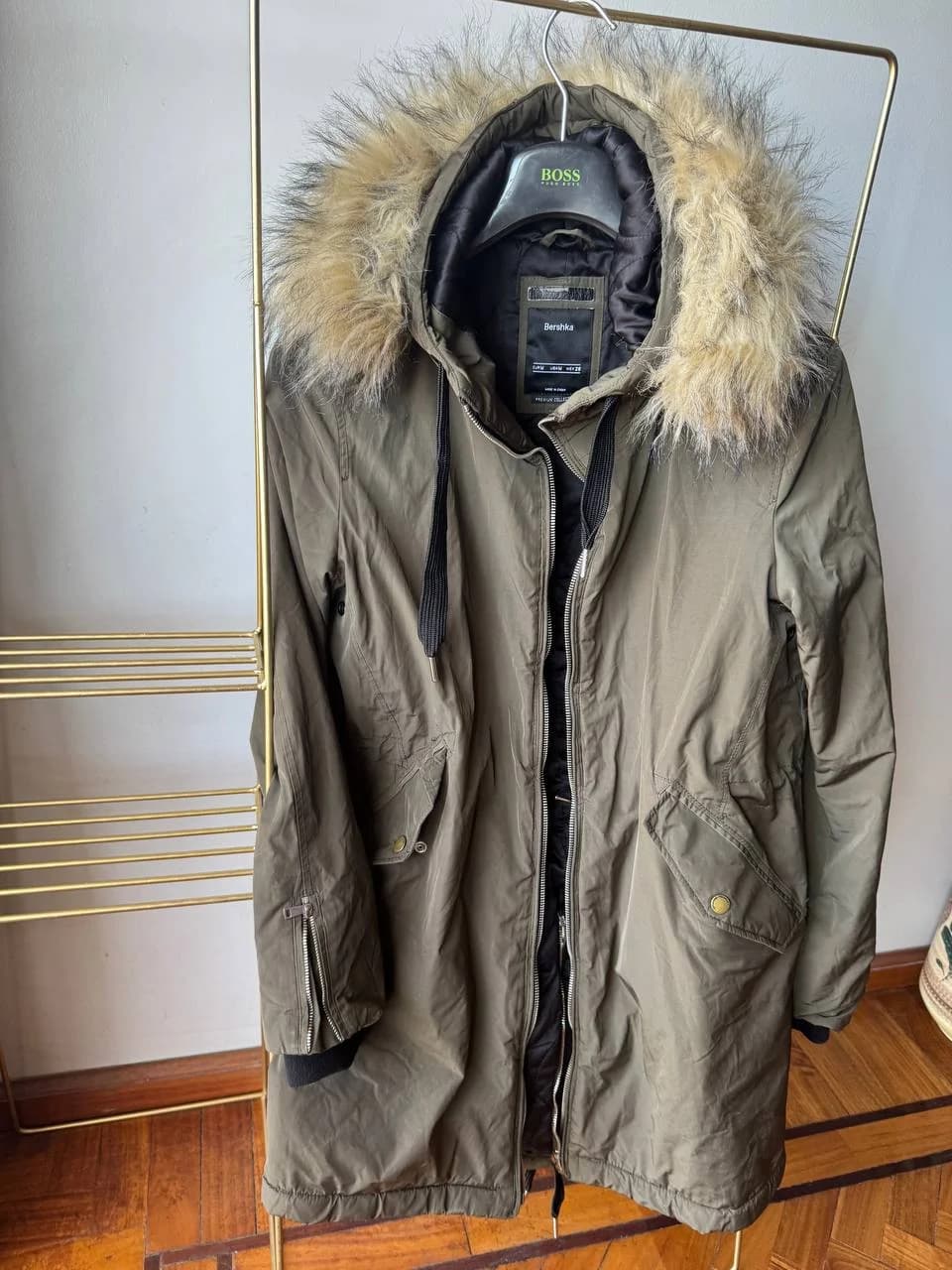 Женская парка Bershka хаки M