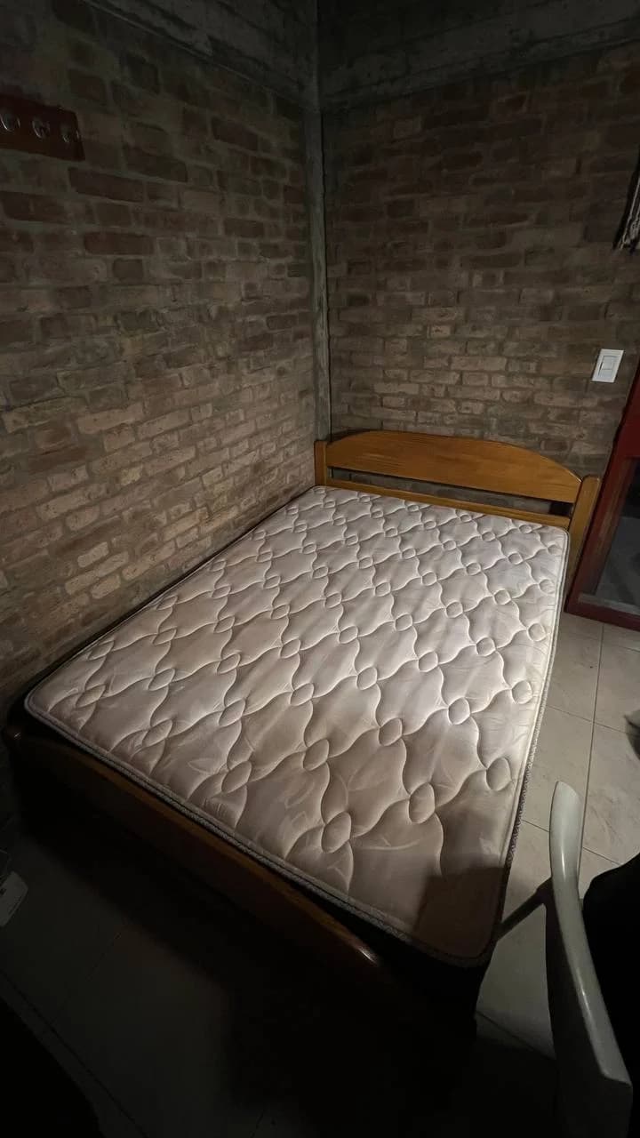 Двуспальная кровать 140x190