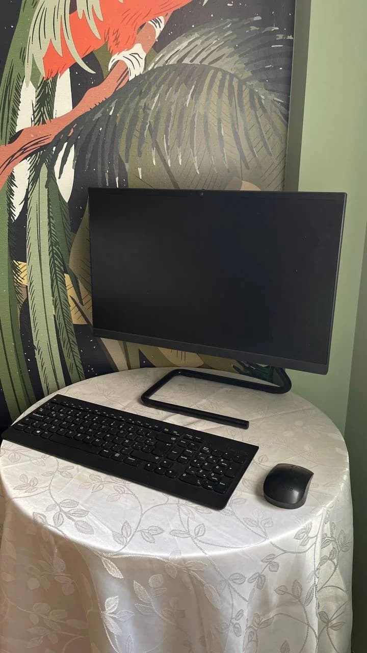 Компьютер Lenovo AMD 8GB RAM