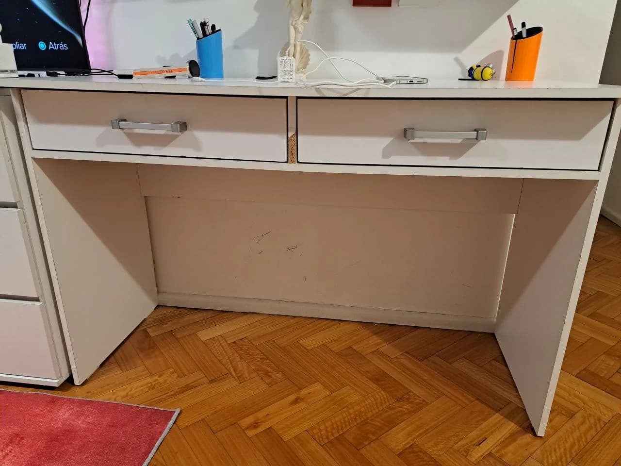 Письменный стол в дар