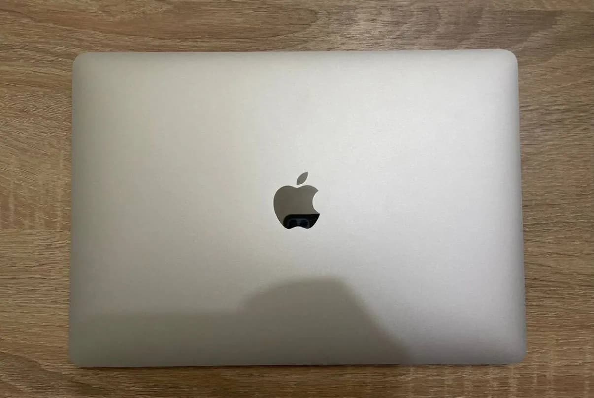 MacBook Air M1 8 ГБ 256 ГБ