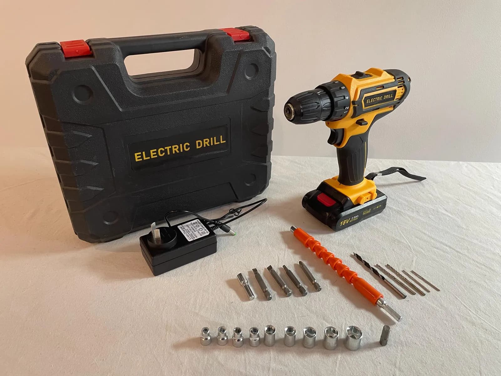 Шуруповёрт Electric Drill 18V с набором