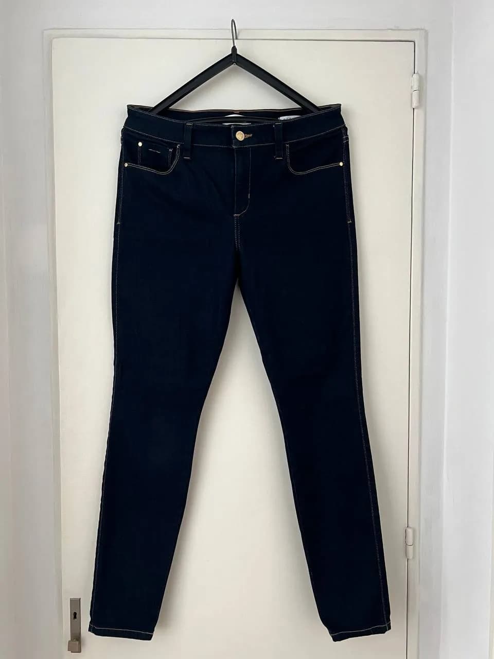 Джинсы GUESS Mid Rise Skinny 31L новые