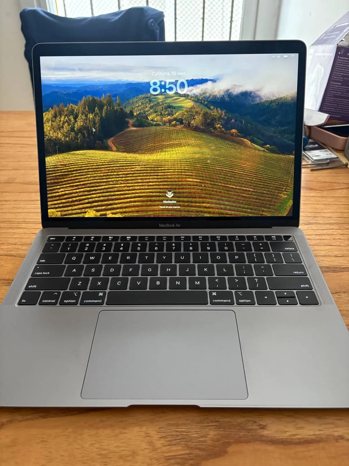MacBook Air 13 2019 A1932 i5 128GB