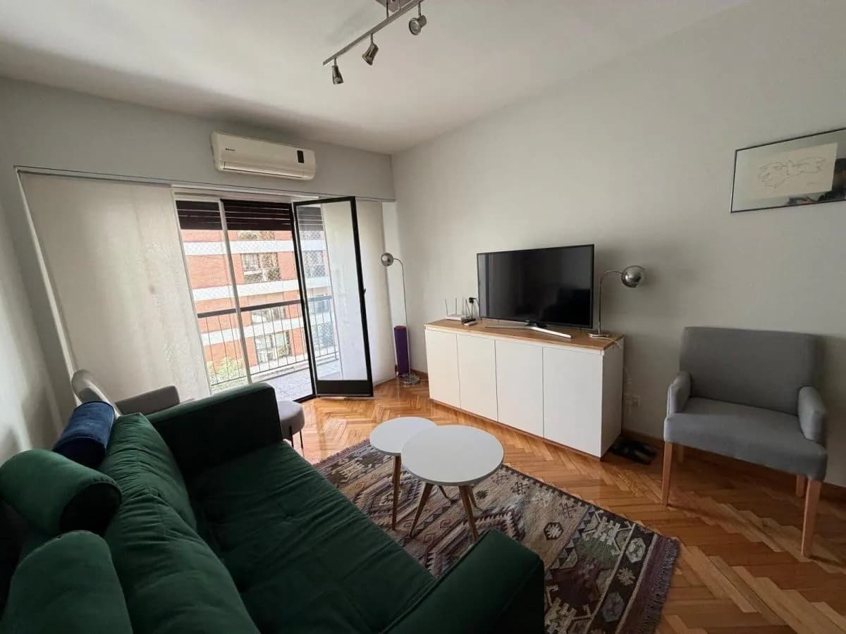 Аренда 3к Recoleta Pacheco de Melo 1600