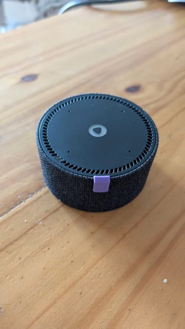 Яндекс станция JBL Flip наушники кабель HDMI