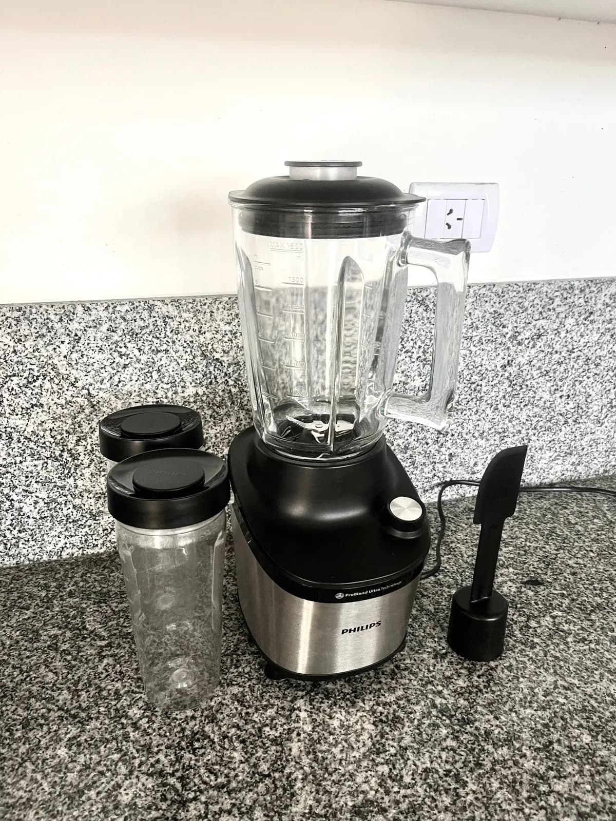 Блендер Philips HR3760 стеклянный кувшин