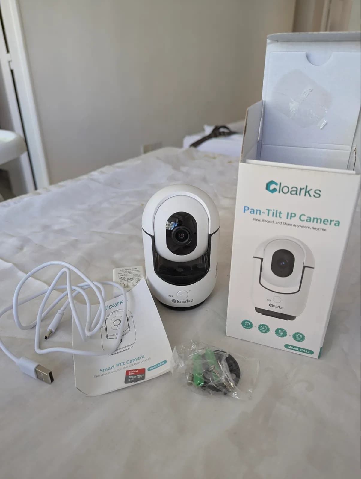 IP-камера видеонаблюдения Cloarks CA42 2K
