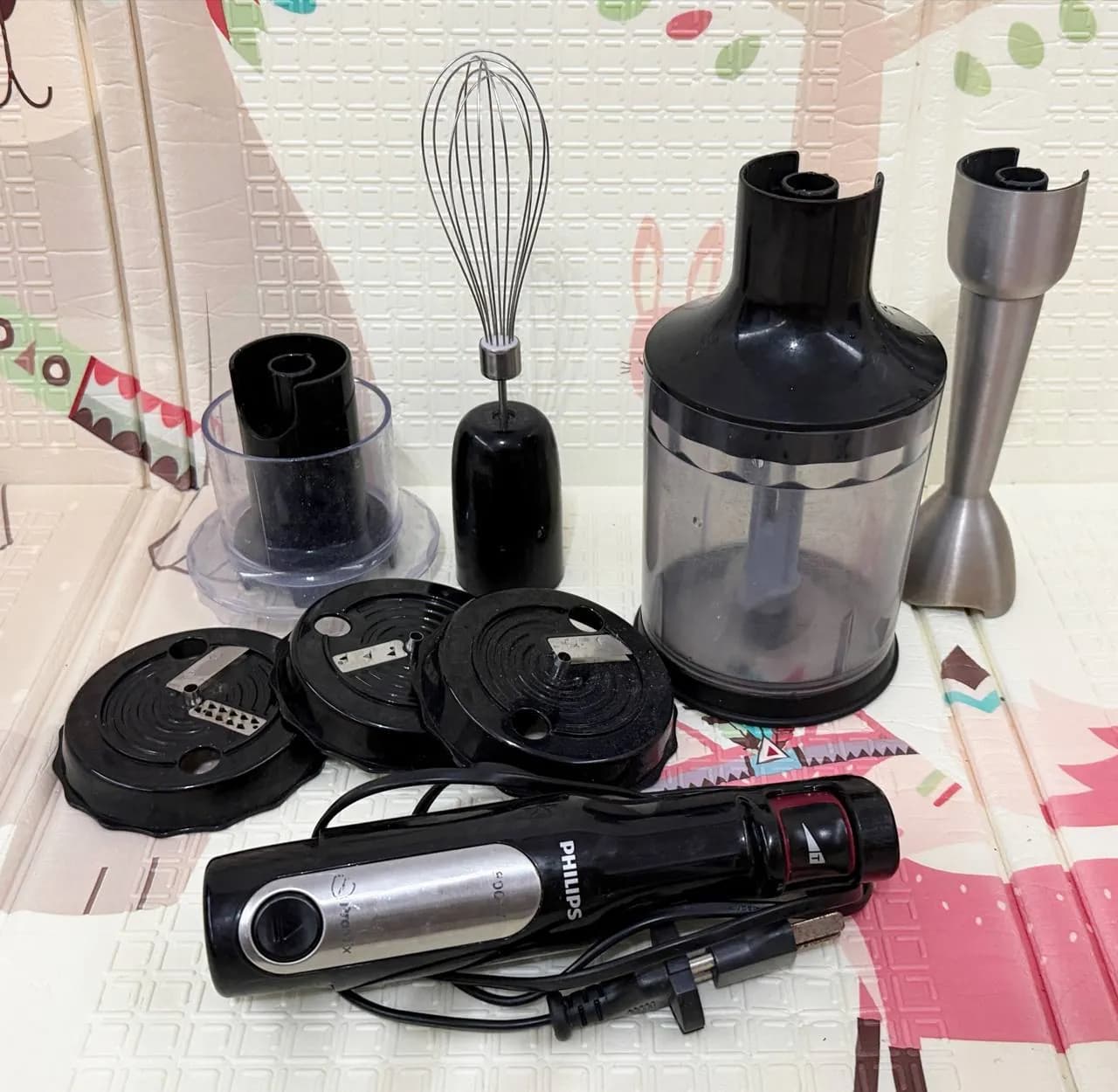 Блендер Philips 800Вт со спиралайзером без стакана