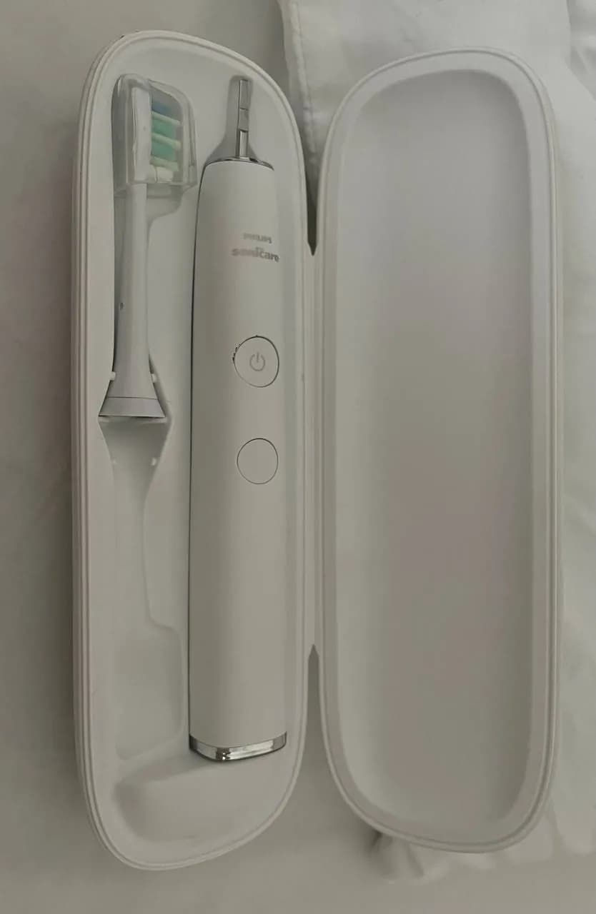 Электрическая зубная щётка Philips Sonicare