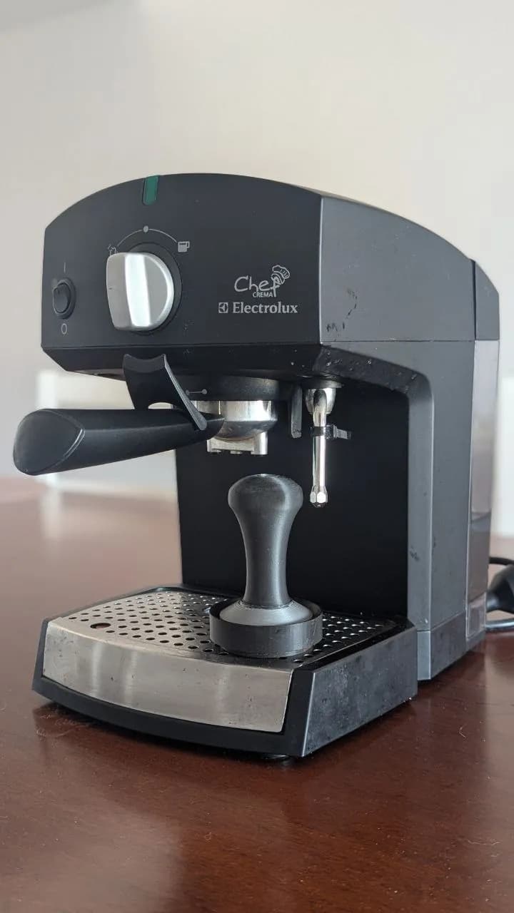 Кофемашина Electrolux ChefCrema эспрессо