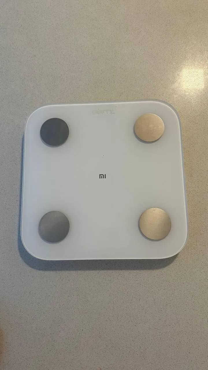 Умные весы Xiaomi Mi Body Composition Scale