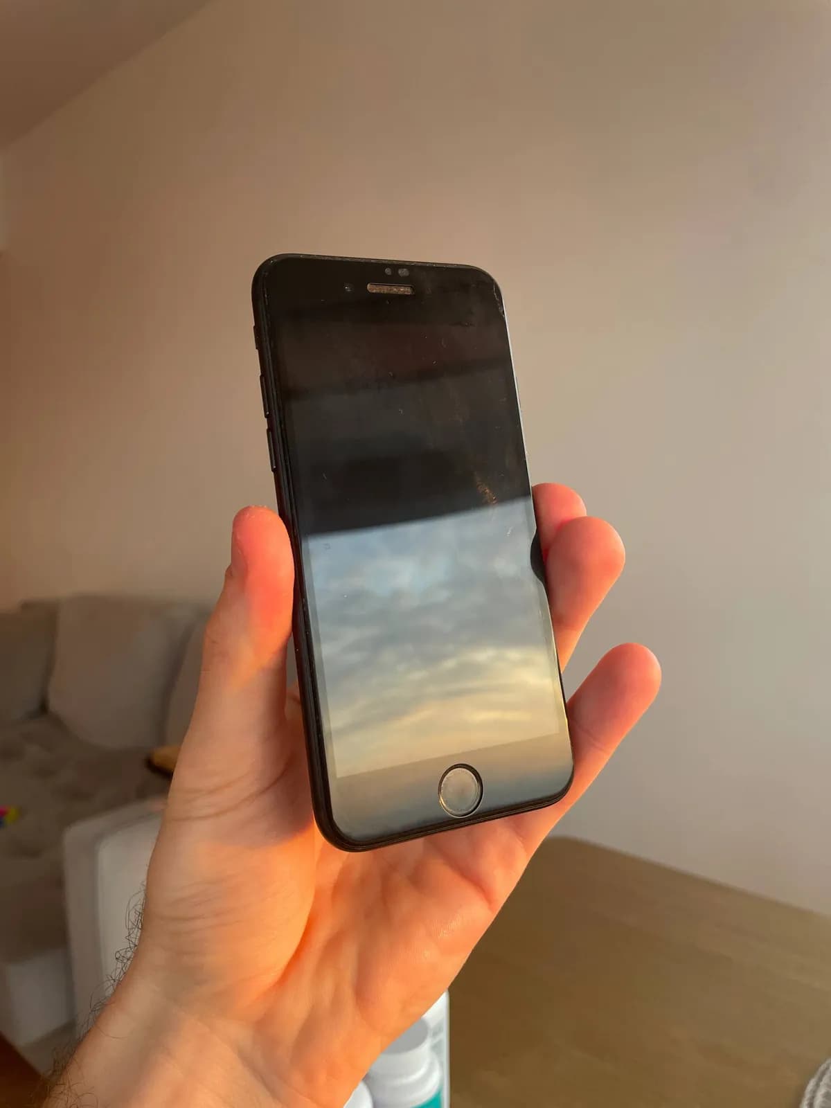 iPhone 7 128 ГБ Touch ID работает