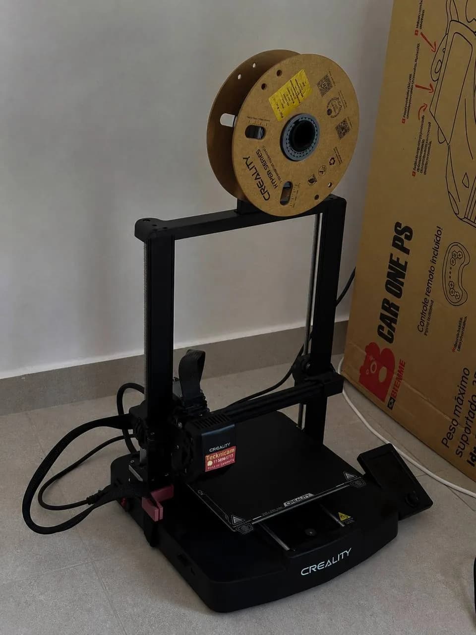 3D принтер Creality Ender 3 V3 SE с пластиком