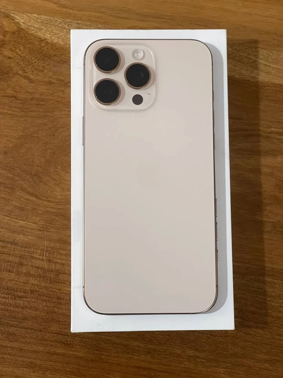 iPhone 16 Pro Max 256GB Desert Titanium б/у