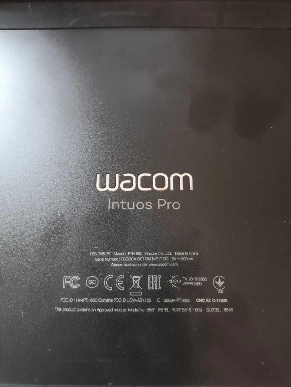 Графический планшет Wacom Intuos Pro M