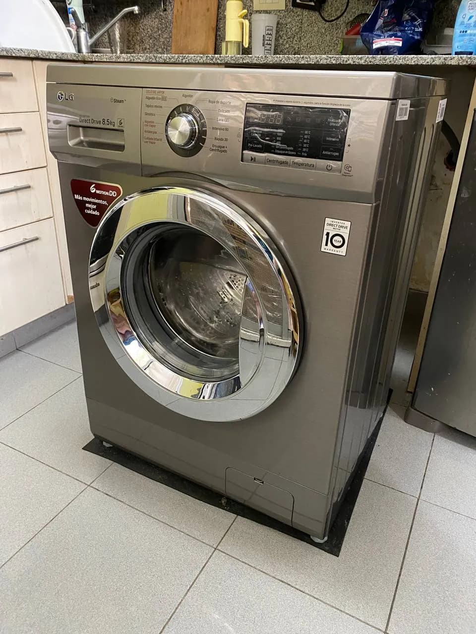 Стиральная машина LG 8.5 кг Direct Drive Steam