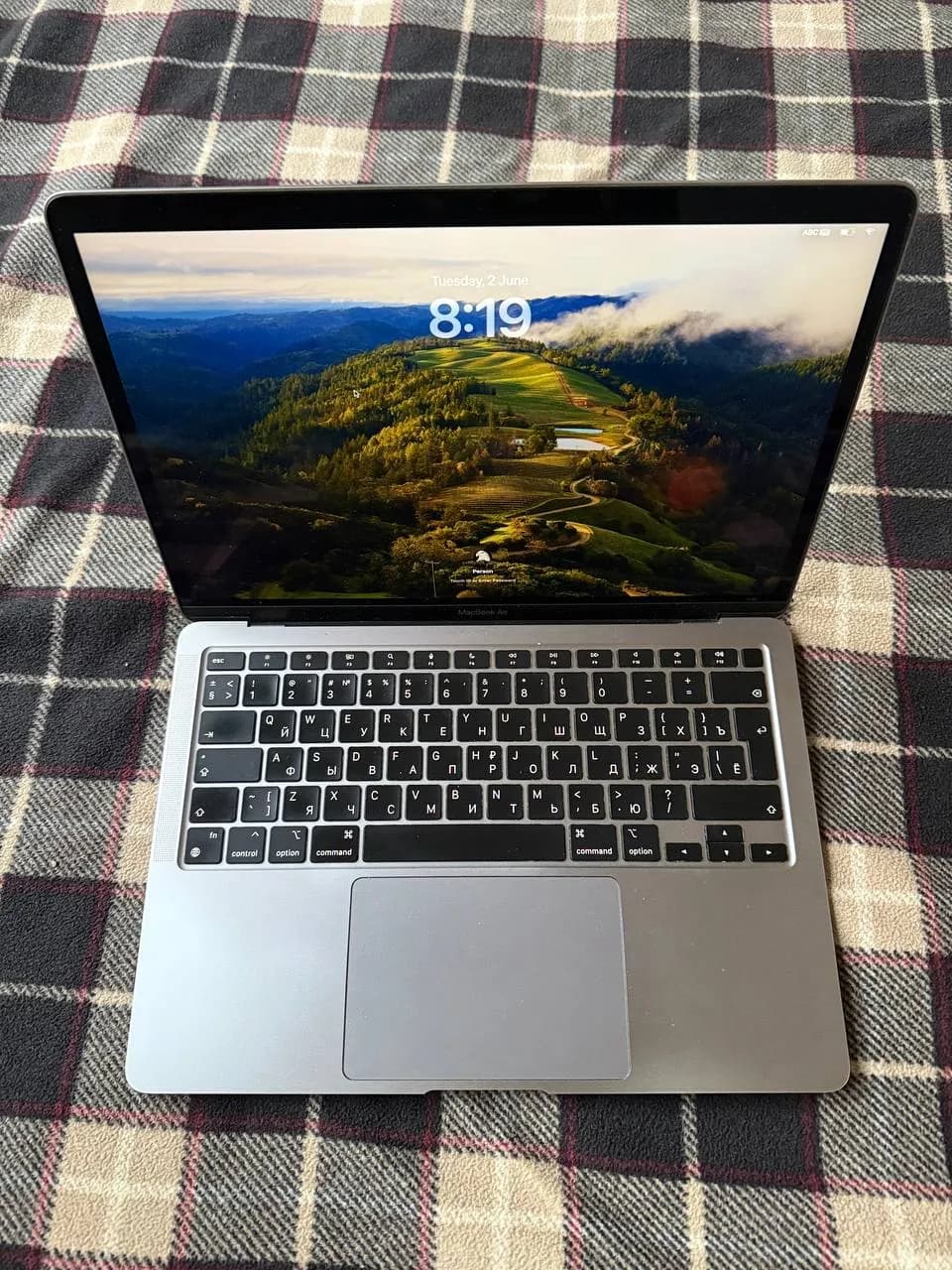 MacBook Air M1 8/256GB