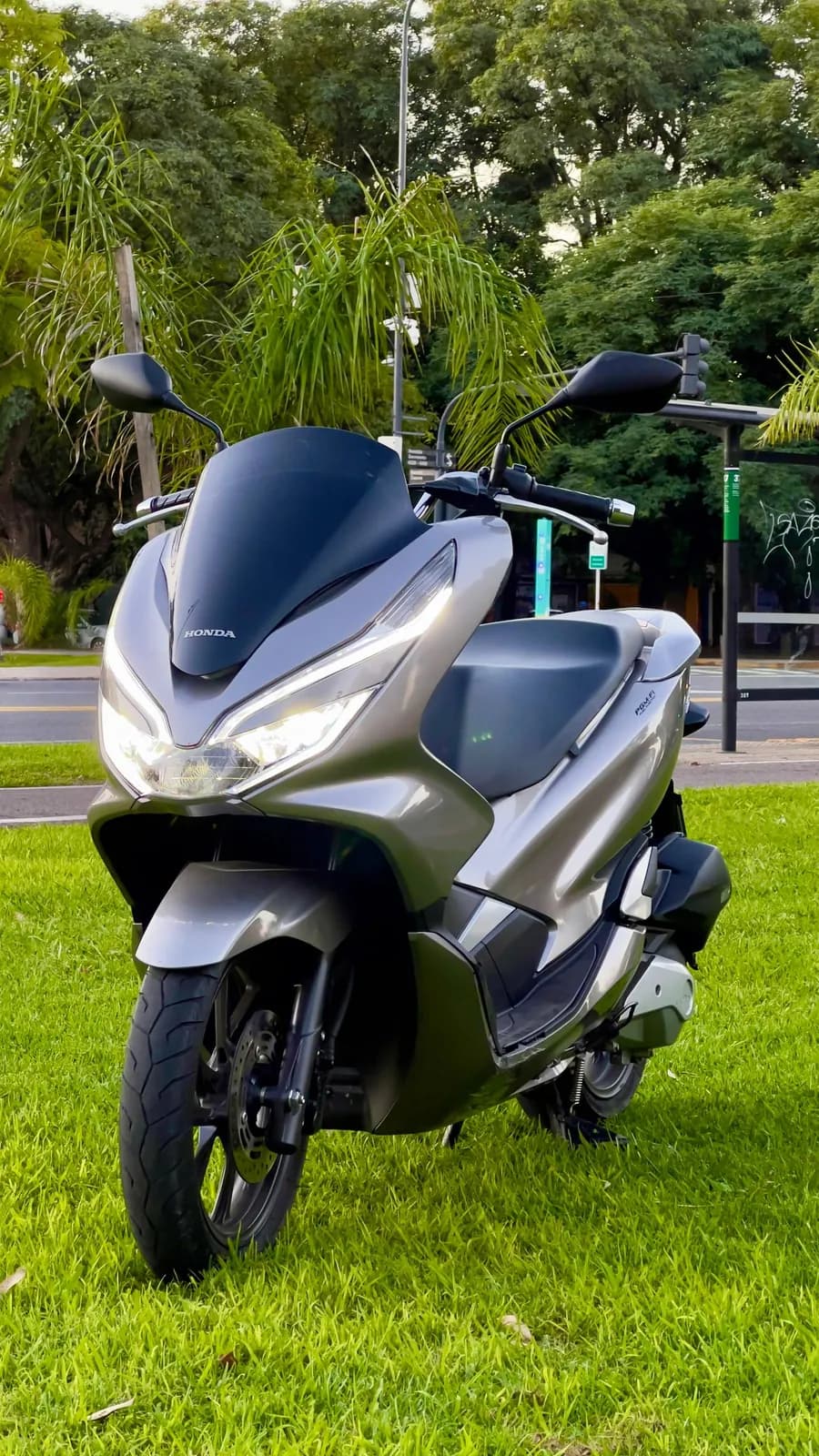 Скутер Honda PCX 150 2020