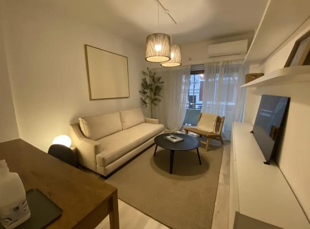 Аренда 2к квартиры Recoleta Beruti