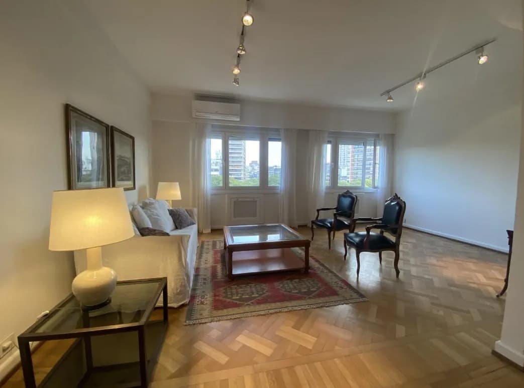 Аренда 3к квартиры Recoleta Parana