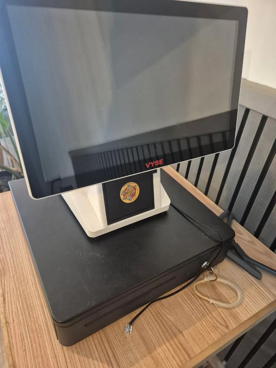 POS терминал All-in-One сенсорный i5
