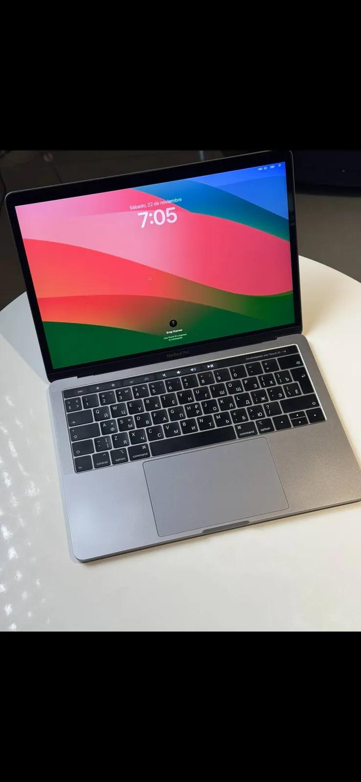 MacBook Pro Touch Bar