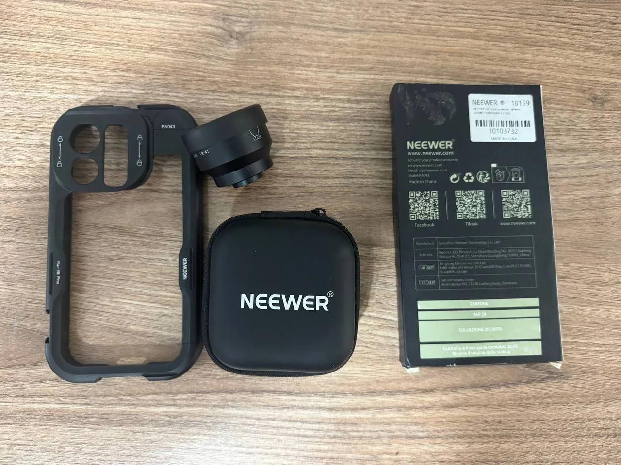 Клетка для iPhone 15 Pro с линзой Neewer 60mm