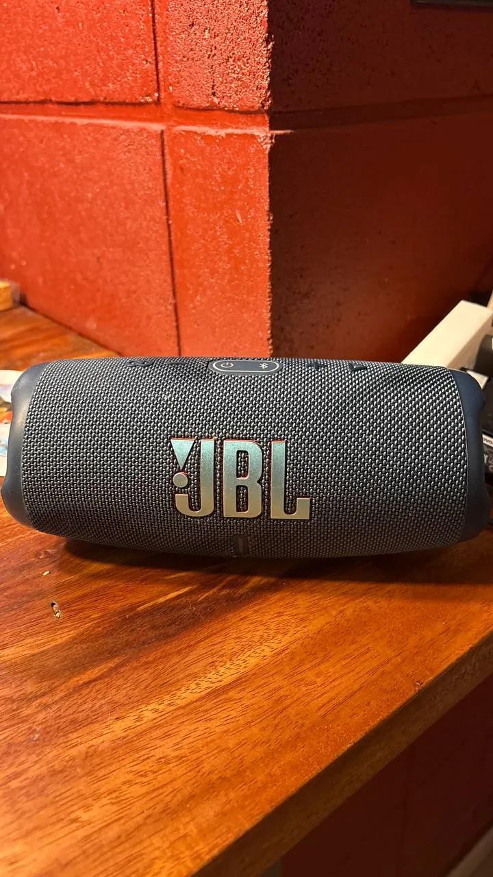 Колонка JBL Charge 5 портативная б.у.