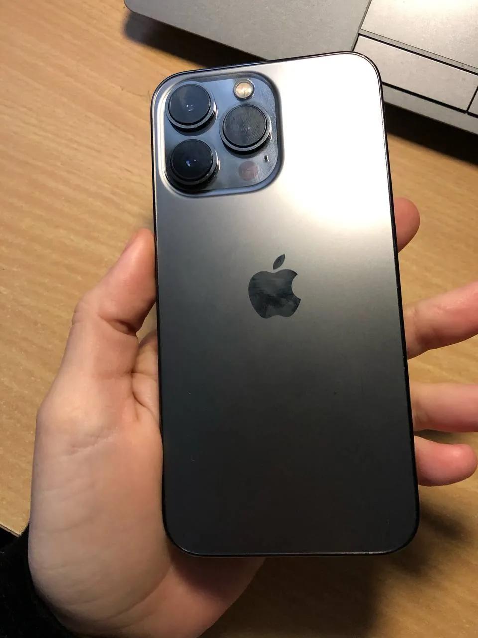 iPhone 13 Pro 128GB не вскрывался