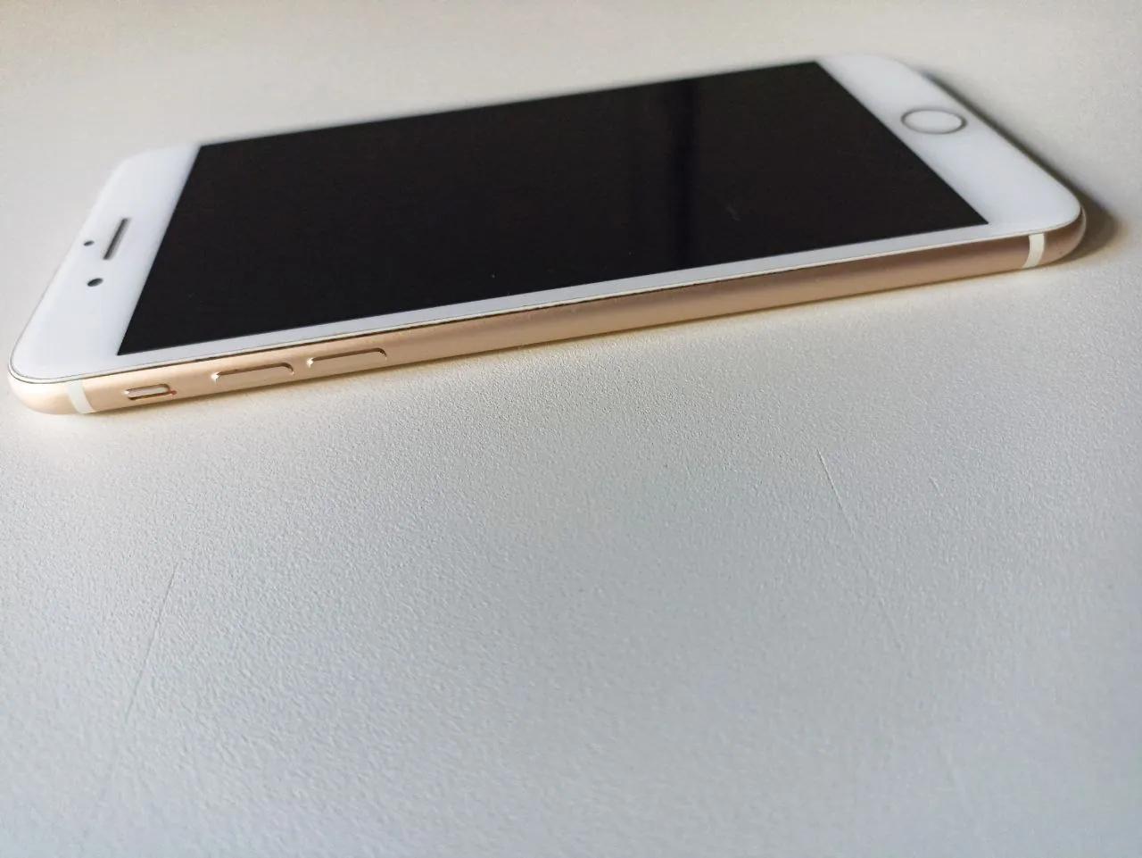 iPhone 7 Plus 128 Гб золото
