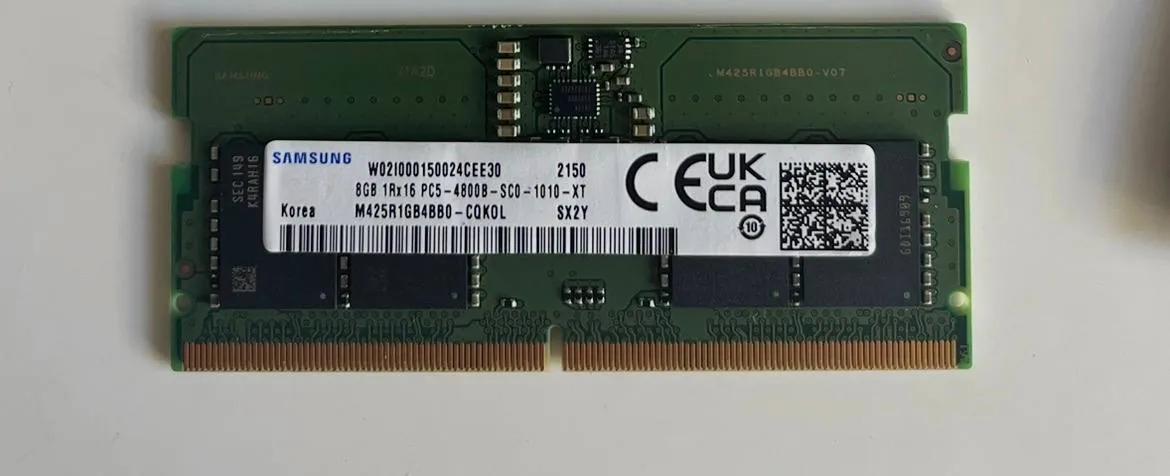 Оперативная память Samsung DDR5 16 ГБ ноутбук