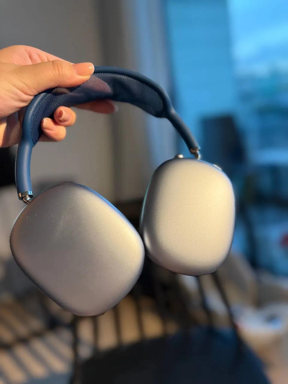 Наушники Apple AirPods Max голубые