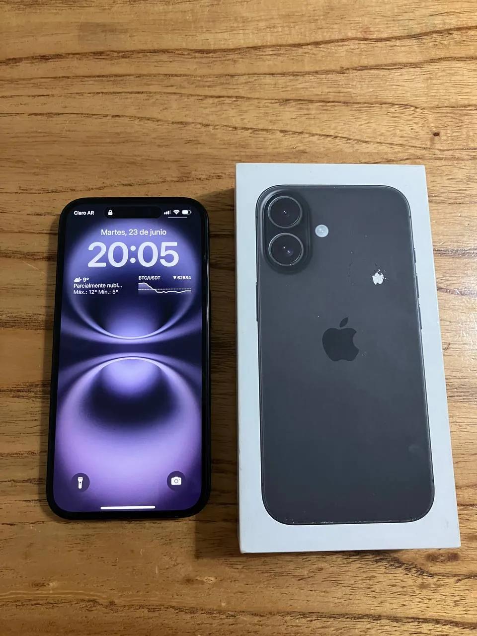 iPhone 16 128GB Black физическая сим