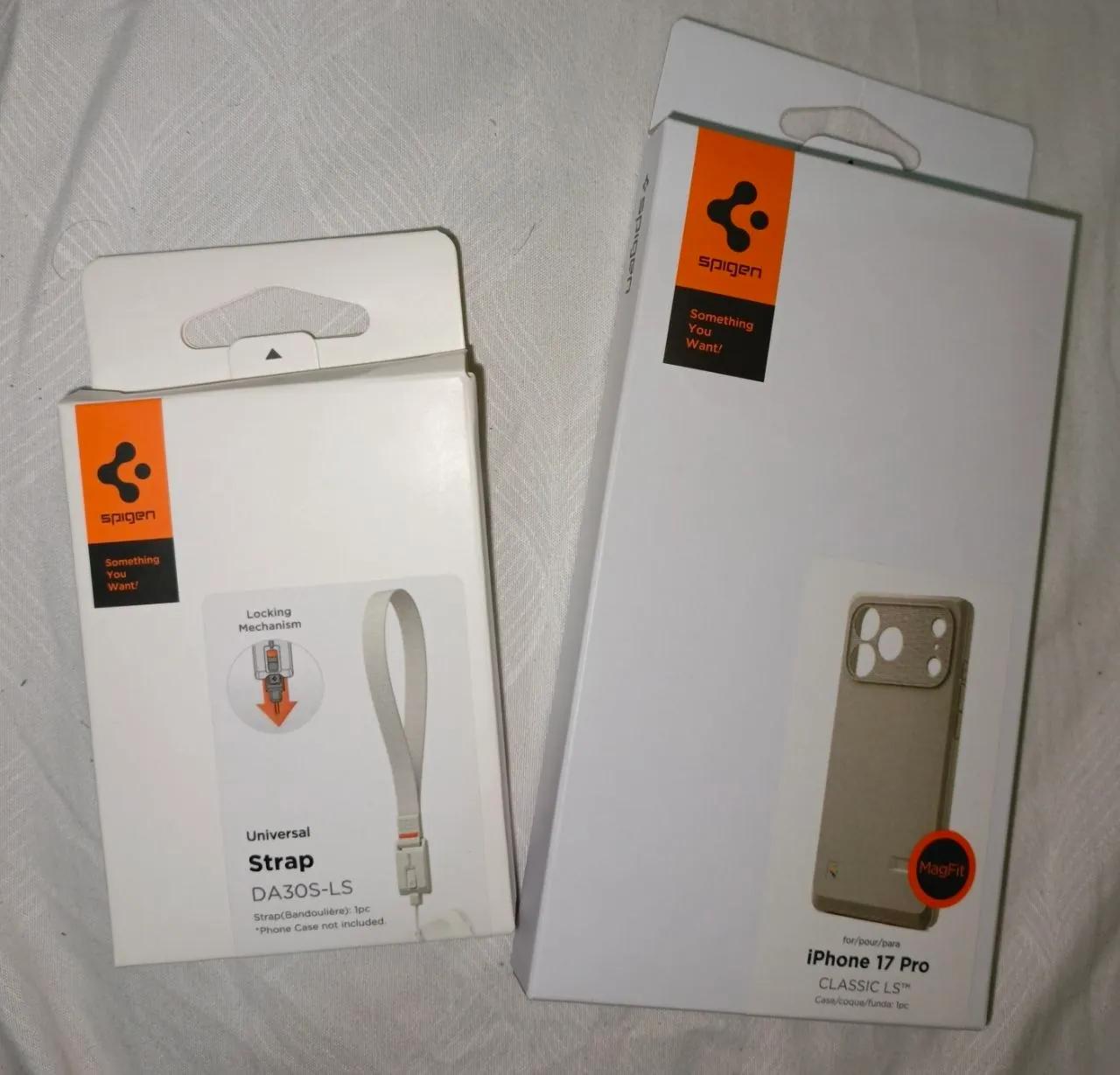 Комплект аксессуаров Spigen для iPhone 17 Pro