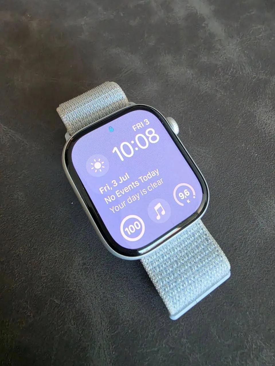 Apple Watch Series 10 46мм GPS серебристый