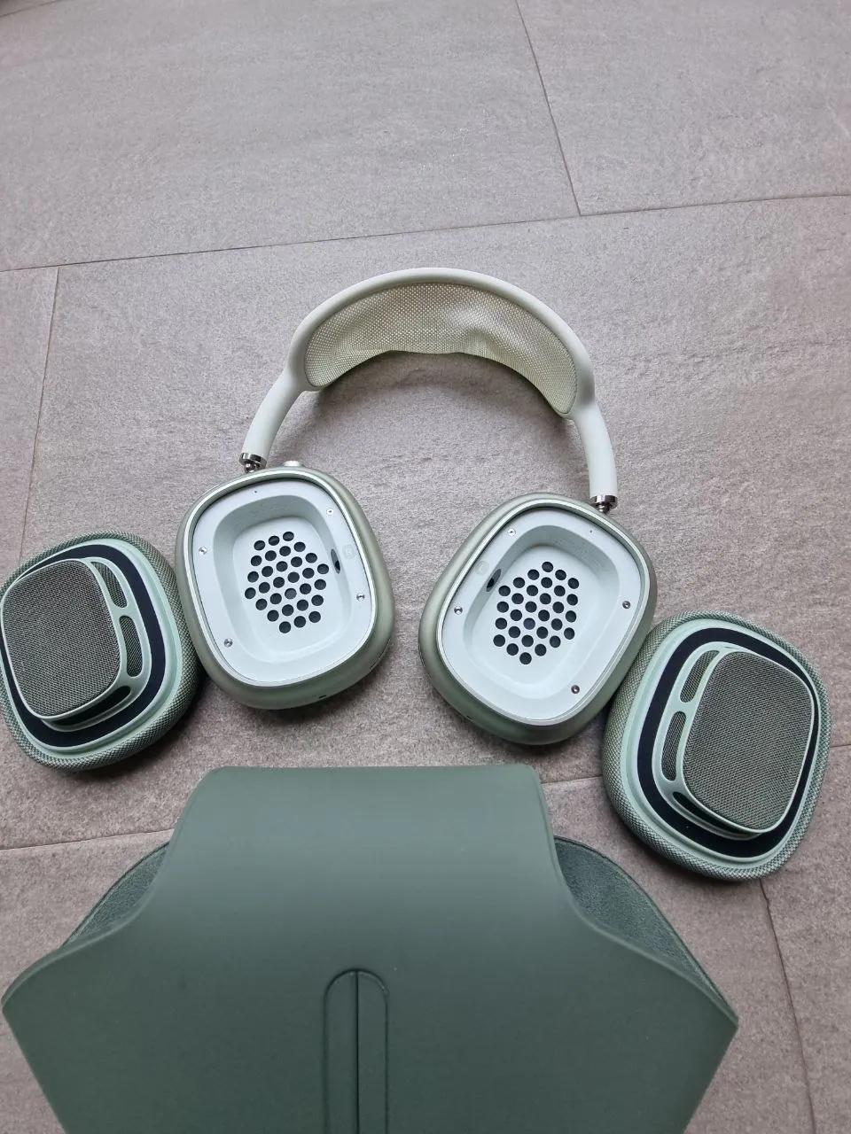 AirPods Max зелёные идеальное состояние