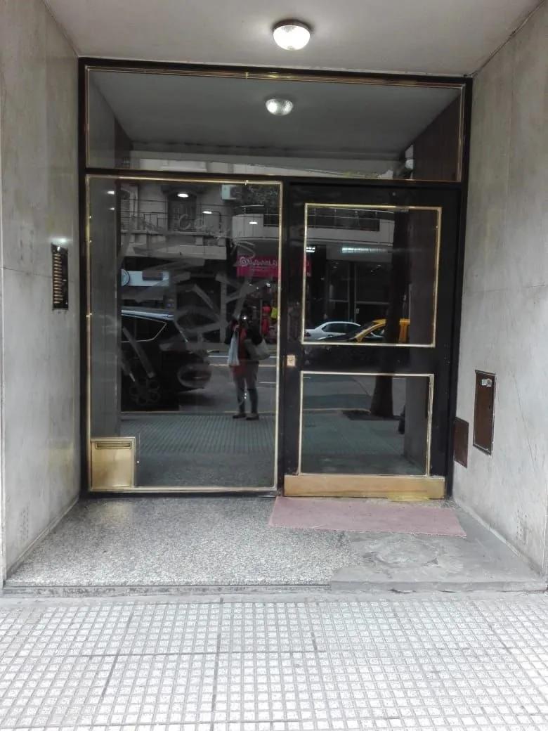 Аренда 2к квартира Recoleta Pueyrredon 900