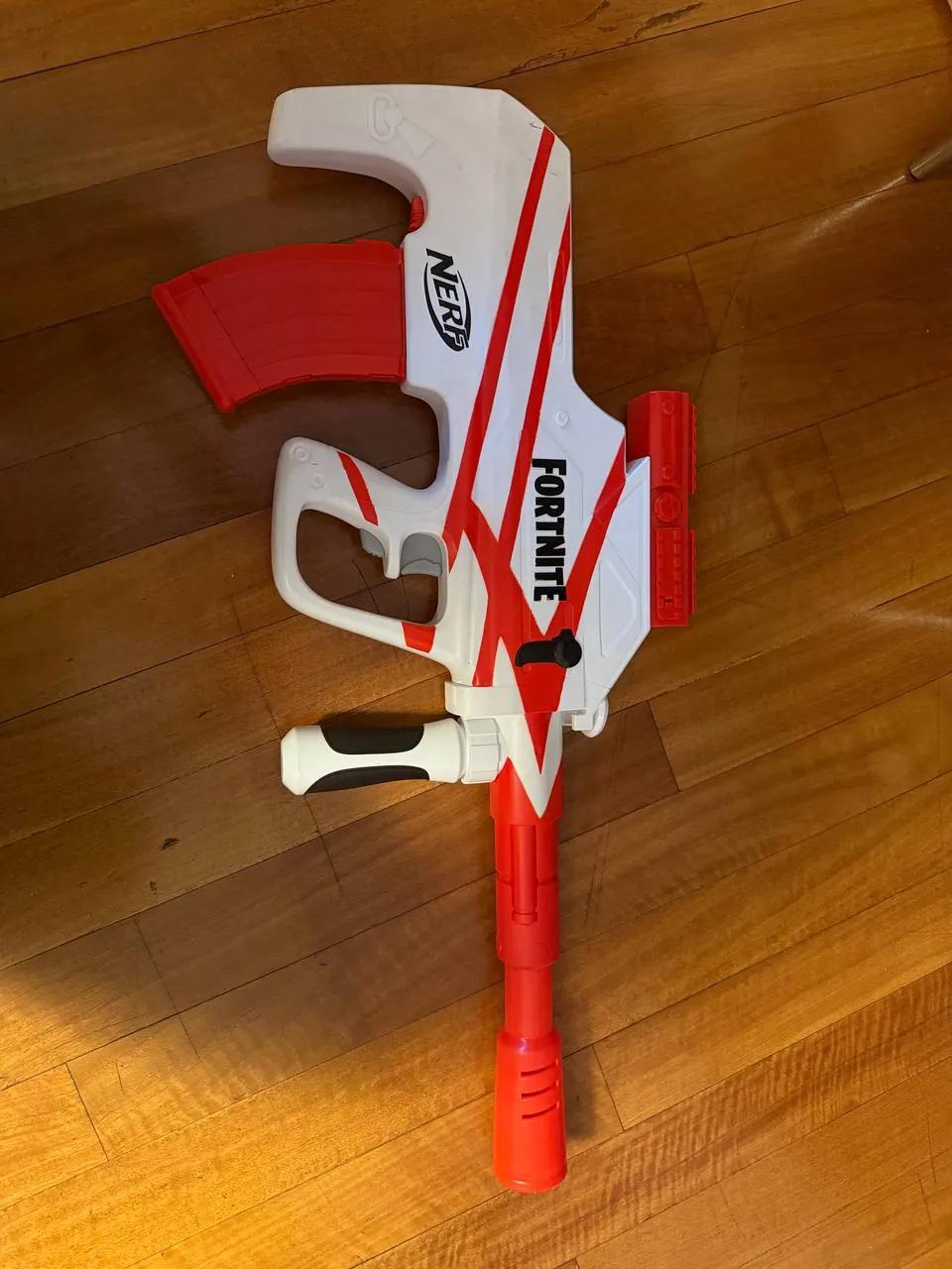 Пистолет Nerf Fortnite идеальное состояние