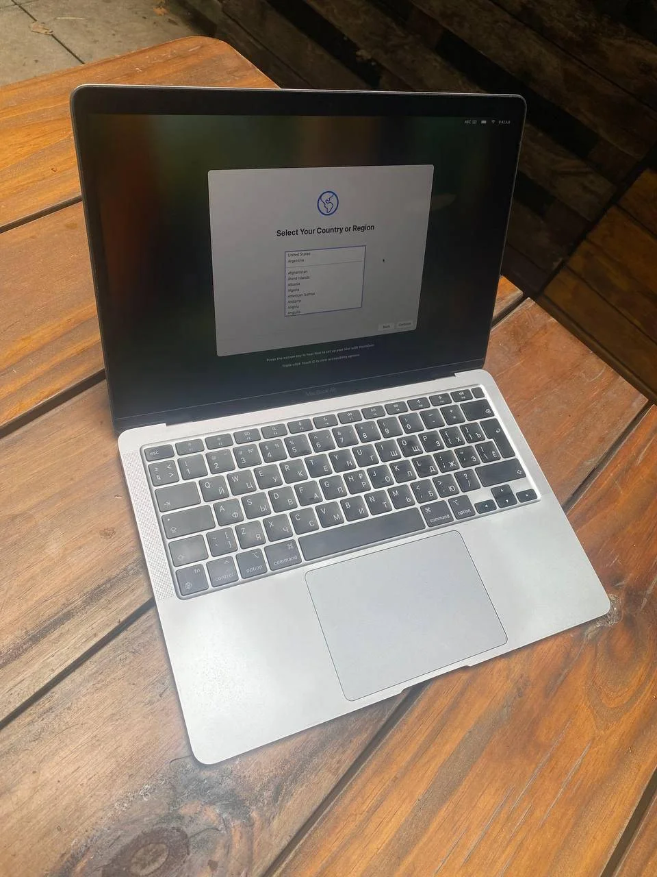 MacBook Air M1 16/256 4