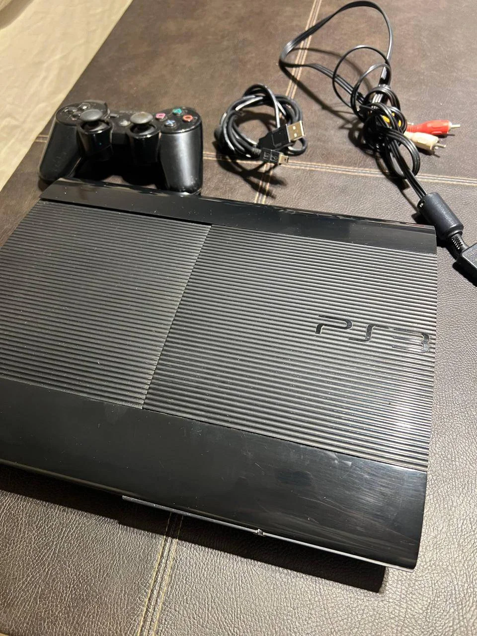 PlayStation 3 Super Slim, 250 GB 2