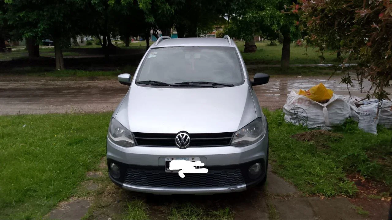 Vendo Volkswagen Cross Fox 1