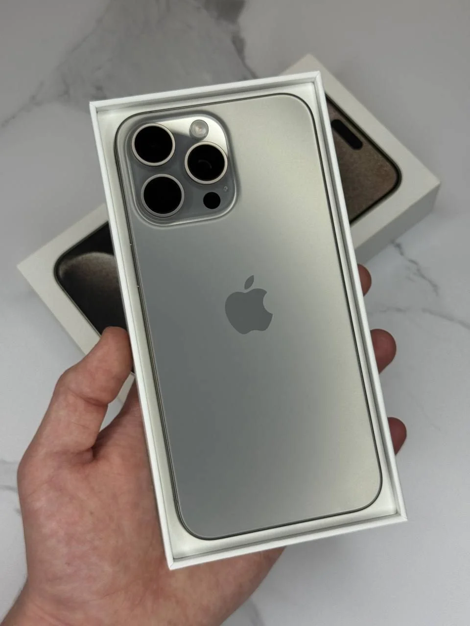 iPhone 15 Pro Max 256gb 4